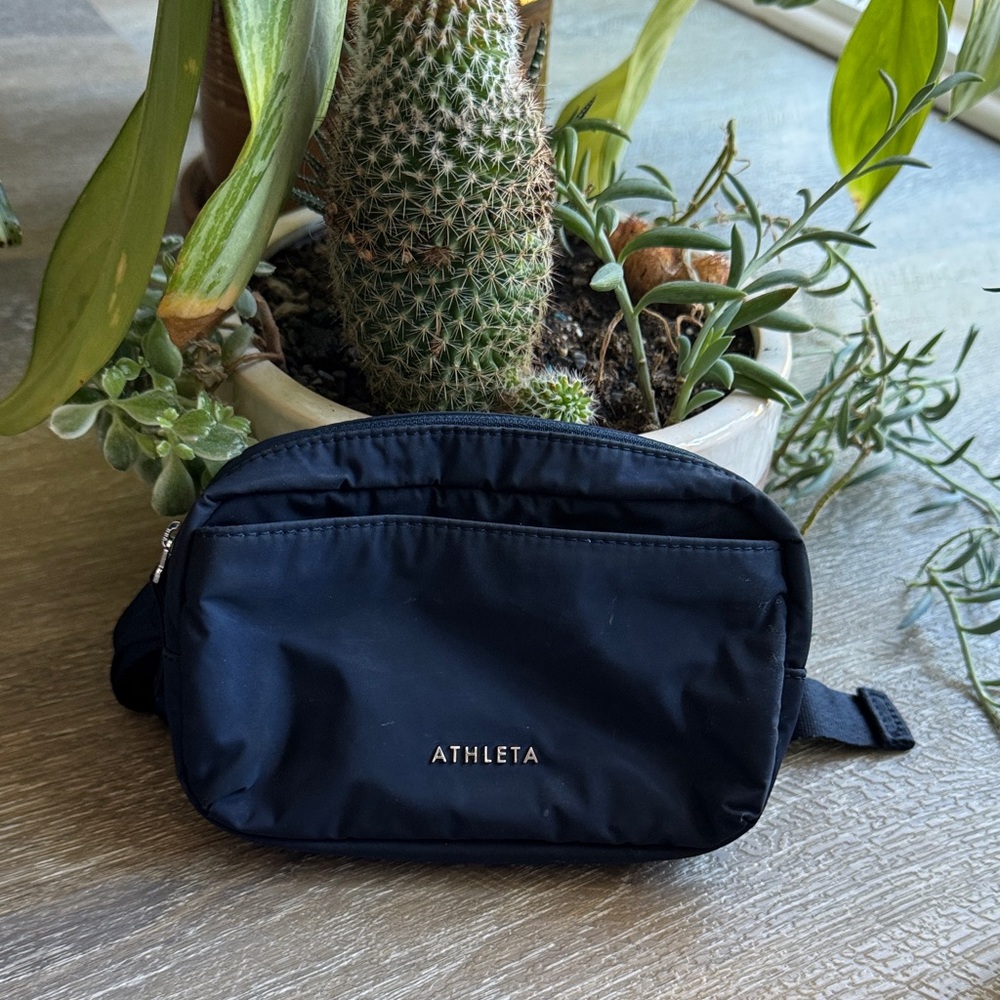 Athleta Navy All About Crossbody Belt Bag